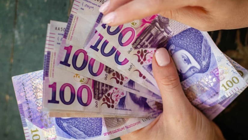 აპრილში ხელფასის მიმღებთა 3.4% ₾9 600-ზე მეტ ხელფასს იღებდა - PMCG კვლევის ცენტრი