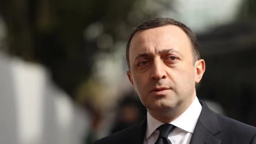 "გეგმური სამედიცინო შემოწმება იყო" - ირაკლი ღარიბაშვილი კლინიკაში იყო გადაყვანილი
