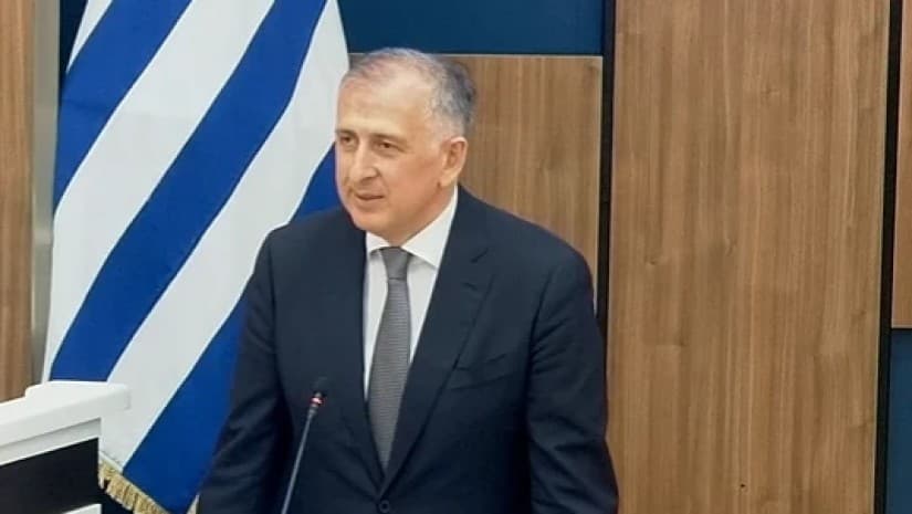 8 წლის შემდეგ, ზურაბ პატარაძე აჭარის მთავრობის თავმჯდომარედ მეორედ დაამტკიცეს