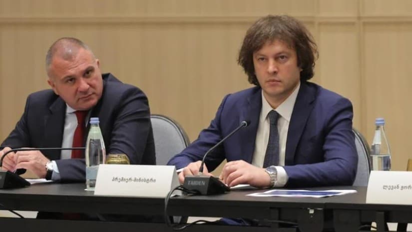 ირაკლი კობახიძის განცხადებით, გზების მოვლა-შეკეთებას სახელმწიფო კომპანია კერძოზე უკეთ შეძლებს