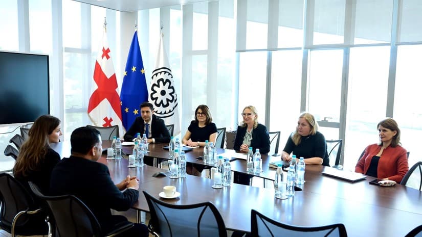 ინდოეთის ელჩთან შეხვედრაზე სებ-მა ინდოეთის ცენტრალურ ბანკთან მემორანდუმის საკითხი განიხილეს
