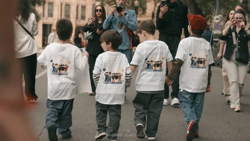 ბიზნესები, რომლებიც დიუშენის დაავადების მქონე ბავშვების მხარდამჭერ კამპანიას უერთდებიან