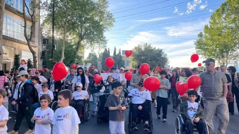 დიუშენის კუნთოვანი დისტროფიის მქონე ბავშვებისთვის 1.5 მილიონი ლარი შეგროვდა