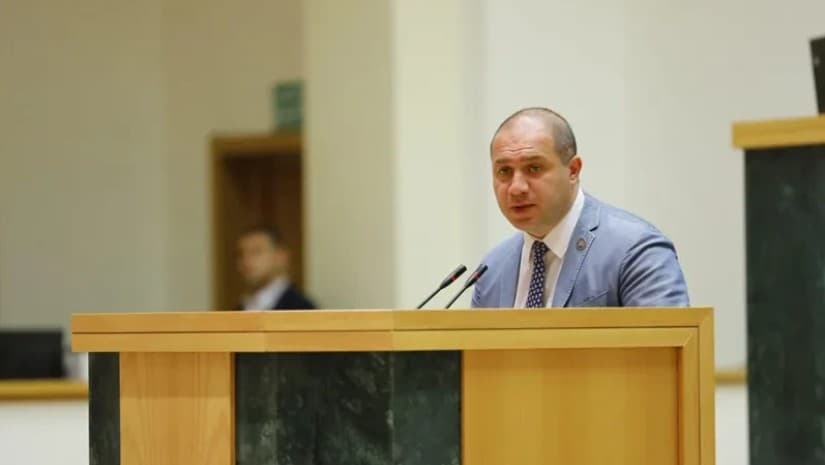 ჩაბრძანდით რეგიონებში და ნახავთ, თუ არსებობს ერთი ადამიანი მაინც, ვინც ამ [განათლების] რეფორმას ეწინააღმდეგება - გივი მიქანაძე