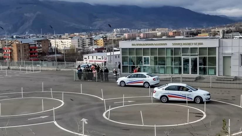 სახელმწიფო ავტოსკოლების დამატებით რეგულირებასა და ინსტრუქტორთა სერტიფიცირებას გეგმავს