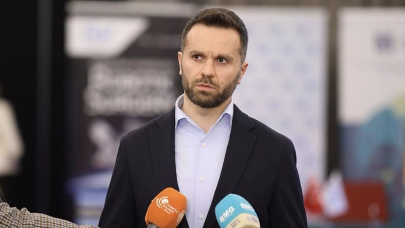 „სეტყვით მიყენებული ზარალი შთამბეჭდავია“ - რა თანხის გადახდა მოუწევთ სადაზღვეოებს ავტომფლობელებისთვის?