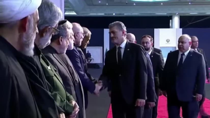 "ზეწოლის მიუხედავად, პატივი მიაგეს სამართლიანობას" - ირანი ხამენეის დაკრძალვაზე ჩასულ უცხოელ სტუმრებს მადლობას უხდის