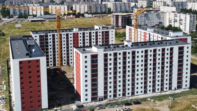 რუსთავში ბინას 800 დევნილი ოჯახი მიიღებს - მშენებლობაზე ₾81 მლნ იხარჯება