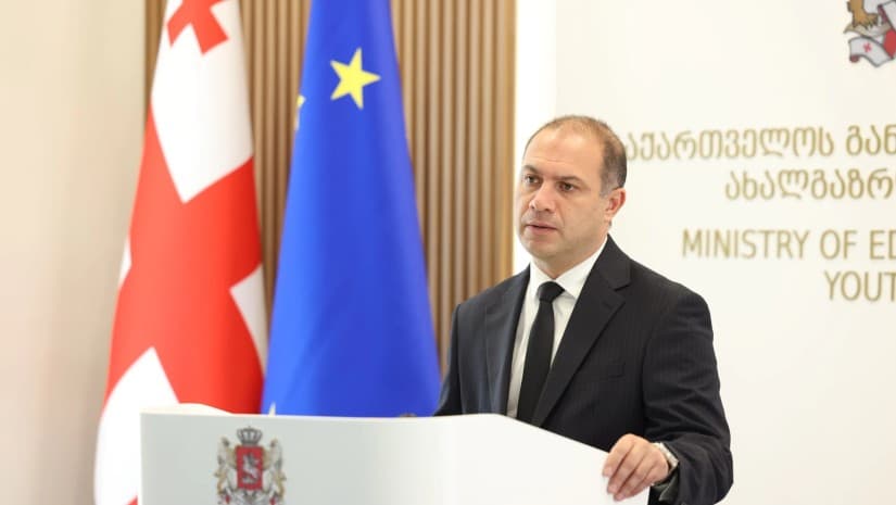 100%-იანი დაფინანსებისთვის მაღალი აკადემიური მოსწრება საჭირო არ არის, სტუდენტმა მინიმალური ზღვარი უნდა გადალახოს - მინისტრი