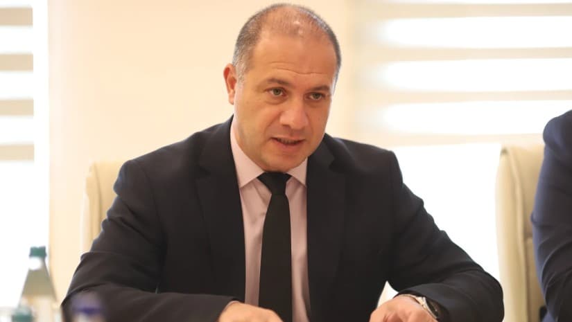გივი მიქანაძე PISA 2025-ის რეგიონულ კონფერენციაზე საქართველოს განათლების სისტემის მიღწევებზე ისაუბრებს | სამინისტრო
