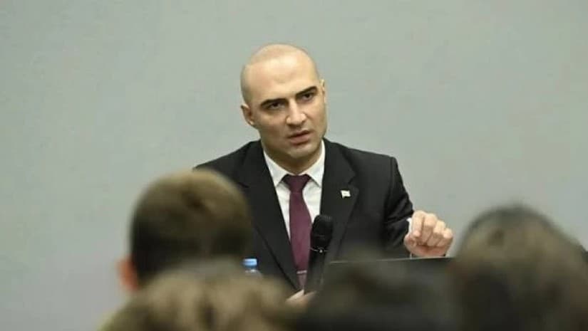 ბიზნესმენ ლევან ჯანგველაძის მკვლელობაში მსჯავრდებული დავით მიქაძე საფრანგეთში დააკავეს - ადვოკატი