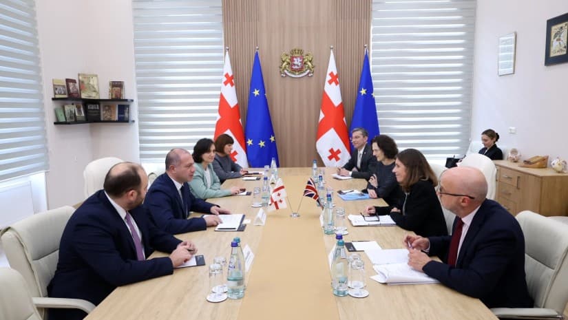 გივი მიქანაძე დიდი ბრიტანეთის საელჩოსა და ბრიტანეთის საბჭოს წარმომადგენლებს შეხვდა