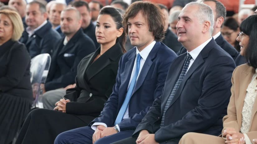 ₾12 000-ზე ნაკლებ ხელფასს თუ აძლევ მინისტრს, ეს ნიშნავს, რომ უბიძგებ კორუფციისკენ - ირაკლი კობახიძე