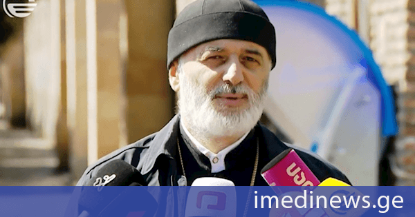 დეკანოზი ანდრია ჯაღმაიძე პატრიარქის არჩევაზე: კონკრეტული მაგალითები, როგორც ვნახეთ არ მოგვისმენია და ძალიან კარგია ეს, რომ არ ჩანს არანაირი ჩარევა
