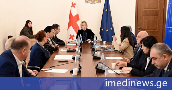 განათლების, მეცნიერებისა და ახალგაზრდულ საქმეთა კომიტეტმა „კორუფციის წინააღმდეგ ბრძოლის შესახებ“ კანონში ცვლილებას მხარი დაუჭირა