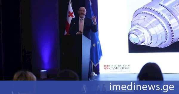 WIPO-სა და საქპატენტის ერთობლივ საერთაშორისო კონფერენციაზე კემბრიჯის უნივერსიტეტის პროფესორი ჯეიმს მოულტრი პრეზენტაციით წარსდგა