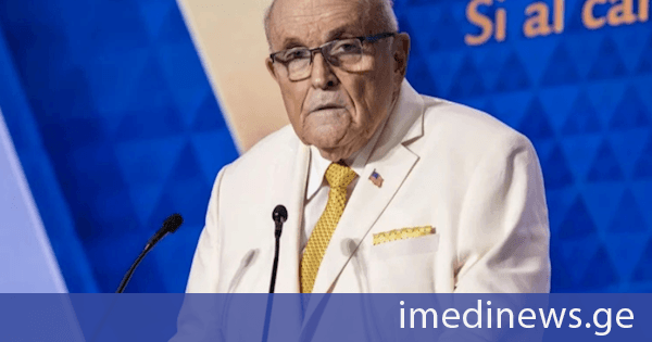 რუდი ჯულიანი ჰოსპიტალიზებულია