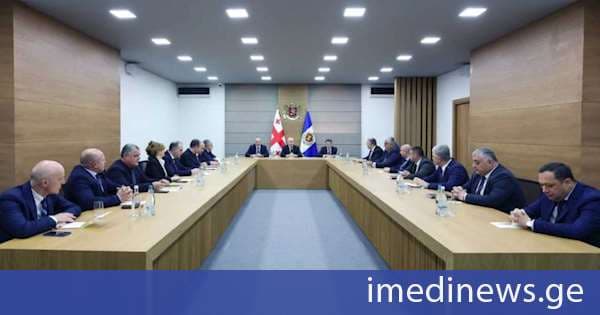 შინაგან საქმეთა მინისტრმა დროებითი მოთავსების უზრუნველყოფის დეპარტამენტის ხელმძღვანელ პირებთან სამუშაო შეხვედრა გამართა