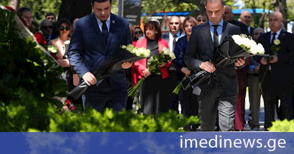 აჭარის უმაღლესი საბჭოს თავმჯდომარემ ცოტნე ანანიძემ, ბათუმის მერმა გიორგი ცინცაძემ, ადგილობრივი ხელისუფლების წარმომადგენლებთან ერთად, მეორე მსოფლიო ომის გმირი კაპიტნის საფლავი ყვავილებით შეამკეს