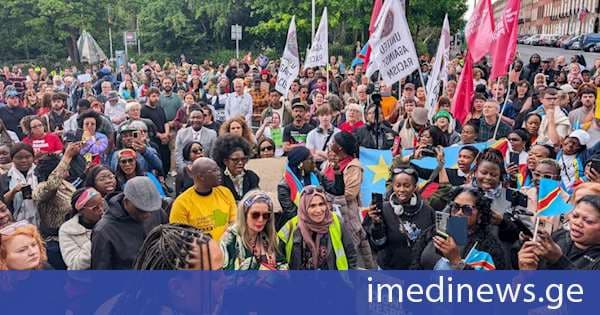 მედია: ივ საკილას გარდაცვალებას ირლანდიის „ჯორჯ ფლოიდის მომენტს“ უწოდებენ - 35 წლის მამაკაცი დაცვის თანამშრომლებმა ძალის გამოყენებით შებოჭეს, რის შედეგადაც ის გარდაიცვალა