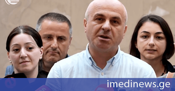 მშობელი ზაქარია გვიშიანი პრემიერთან შეხვედრაზე: დღევანდელ შეხვედრაზე მიღწეული იყო გადაწყვეტილება იმასთან დაკავშირებით, რომ შეიქმნება მუდმივი სამუშაო ჯგუფი, რომელიც იმუშავებს კონკრეტულ მედიკამენტებთან მიმართებით. საუბარია ორ მედიკამენტზე