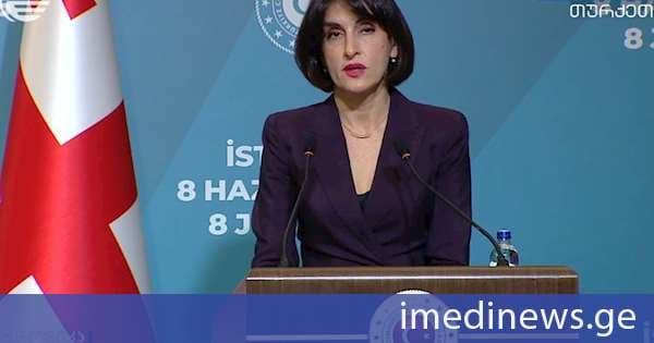 მაკა ბოჭორიშვილი: ჩემს კოლეგებთან ერთად განვიხილეთ რეგიონსა და მსოფლიოში მიმდინარე პროცესები, არსებული გამოწვევები და თანამშრომლობის შემდგომი განვითარებისა და გაძლიერების პერსპექტივები. ხელი მოვაწერეთ ერთობლივ დეკლარაციას, რომელშიც ასახულია ჩვენი თანამშრომლობის ძირითადი მიმართულებები