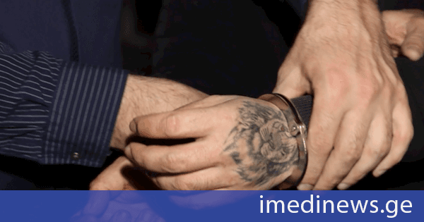 სასაზღვრო პოლიციამ საზღვრის უკანონოდ გადაკვეთისა და უკანონოდ ჯგუფურად გადაკვეთის ბრალდებით 4 პირი დააკავა
