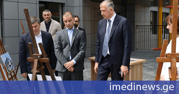 აჭარის მთავრობის თავმჯდომარე ბათუმში ახალი N21 საჯარო სკოლის მშენებლობის მიმდინარეობას გაეცნო