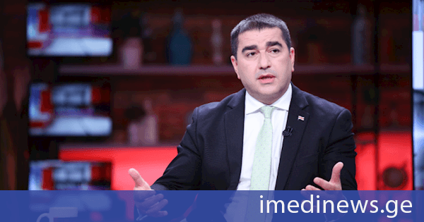 პაპუაშვილი: ის, რომ 3000 წელია ჩვენ სახელმწიფოებრიობას ასე ვატარებთ, ეს იმის მანიშნებელია, რომ გამომუშავებული გვაქვს შინაგანი ფორმულა, თუ როგორ უნდა გაიარო ის ქარიშხლები, რომელიც ასეთ რთულ რეგიონში ხდება ხოლმე. ევროპამ ასეთი ტურბულენტობის დროს ბევრჯერ წაიტეხა ცხვირი