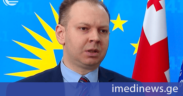 თორნიკე ჭეიშვილი: ძალიან კარგად მოეხსენებათ რადიკალებს, რომ სწორედ ჩვენი საამაყო პოლიციელები იყვნენ ის ერთ-ერთი უმნიშვნელოვანესი ფაქტორი, რომელმაც არ დაუშვა ამ ქვეყანაში რევოლუციების მოწყობა. ახლა ცდილობენ, საზოგადოებას გაუჩინონ იმის ილუზია, თითქოსდა პოლიციაში ძალადობას სისტემატური ხასიათი აქვს
