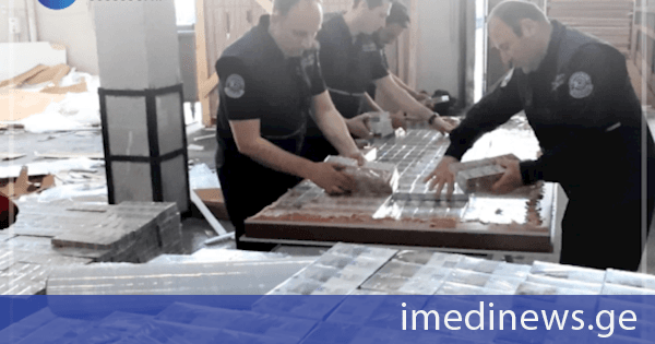 მებაჟე ოფიცრებმა, ფინანსთა სამინისტროს საგამოძიებო სამსახურის თანამშრომლებთან კოორდინაციით, განსაკუთრებით დიდი ოდენობით არადეკლარირებული სიგარეტის შემოტანის მცდელობის ფაქტი აღკვეთეს