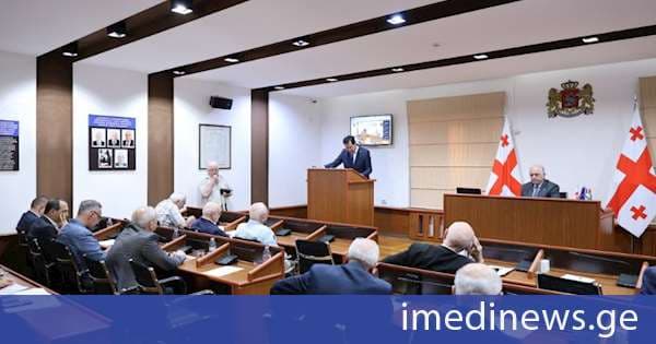 დავით ფაცაციას აფხაზეთის უმაღლეს საბჭოში ინტერპელაციის წესით მოუსმინეს
