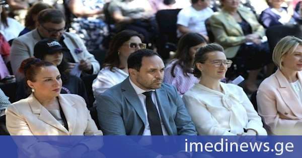 პარლამენტის წევრებმა კასპის მუნიციპალიტეტის სოფელ მეფისქალაქის საჯარო სკოლისთვის ეკატერინე გაბაშვილის სახელის მინიჭებასთან დაკავშირებით გამართულ ღონისძიებაში მიღეს მონაწილეობა
