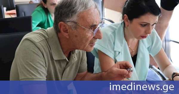 ქუთაისში „მეტი STEAM ჩვენს სკოლაში“ პროექტის მონაწილე მასწავლებლებთან სამუშაო შეხვედრა გაიმართა
