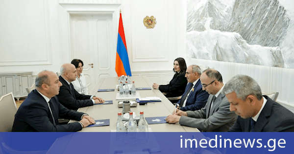 სულხან თამაზაშვილი სომხეთის პრემიერ-მინისტრ ნიკოლ ფაშინიანს შეხვდა