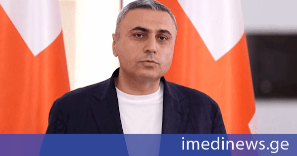 დავით მათიკაშვილი „ნაცმოძრაობაში“ გაწევრების გადასახადის დაწესებაზე: „ნაცმოძრაობა“ კიდევ უფრო ამძიმებს თავისი ერთი მუჭა მხარდამჭერების ფინანსურ მდგომარეობას და პირდაპირ სთხოვს მათ ფულად შენატანს. ეს არის უმძიმესი კრიზისი, პრაქტიკულად დასასრული ამ პარტიისა