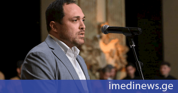 გიორგი გაბუნია საქართველოს ფოლკლორის სახელმწიფო ცენტრის გუნდის სოლო კონცერტს დაესწრო