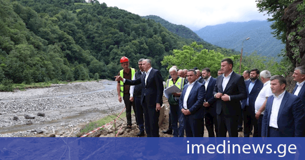 აჭარის მთავრობის თავმჯდომარე ზურაბ პატარაძე ხელვაჩაურის და ქობულეთის მუნიციპალიტეტში საგზაო ინფრასტრუქტურის მოწყობისა და რეაბილიტაციის სამუშაოებს გაეცნო