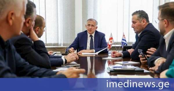 აჭარის მთავრობის თავმჯდომარემ, ზურაბ პატარაძემ რეგიონში ტურისტულ სეზონზე არსებული ვითარება და დაგეგმილი ღონისძიებები განიხილა