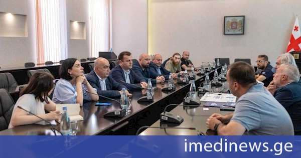ქუთაისის მერის მოადგილეები დავით ნიშნიანიძე და შალვა მშვილდაძე ევროპის სპორტის დედაქალაქებისა და ქალაქების ფედერაციის (ACES Europe) საექსპერტო კომისიის წევრებს შეხვდნენ