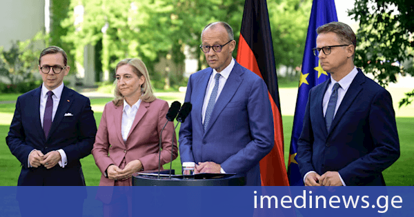 POLITICO: მერცი მინისტრთა კაბინეტის გადახალისებით პოლიტიკური მხარდაჭერის აღდგენას ცდილობს