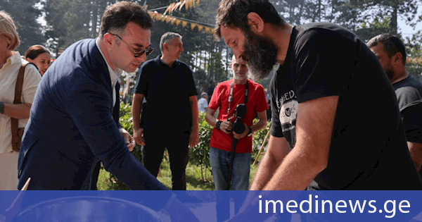 დავით სონღულაშვილმა ფესტივალის „ალოობა 2026“ ფარგლებში ფერმერთა საგამოფენო სივრცე დაათვალიერა