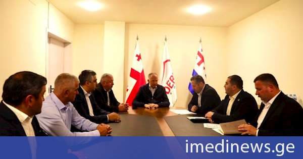 აჭარის მთავრობის თავმჯდომარემ კურორტ გოდერძიზე სამუშაო შეხვედრა გამართა და ინფრასტრუქტურული პროექტების მიმდინარეობას გაეცნო