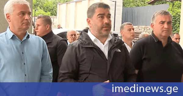 პირდაპირი დიალოგი ხალხთან - პარლამენტის თავმჯდომარემ კახეთში, კერძოდ, პანკისის ხეობაში, მოსახლეობისგან არსებული პრობლემები მოისმინა. ოფიციალური შეხვედრების შემდეგ, შალვა პაპუაშვილმა ადგილობრივებთან ერთად ტრადიციული სახალხო დღესასწაული აღნიშნა. „ქრონიკის“ სიუჟეტი