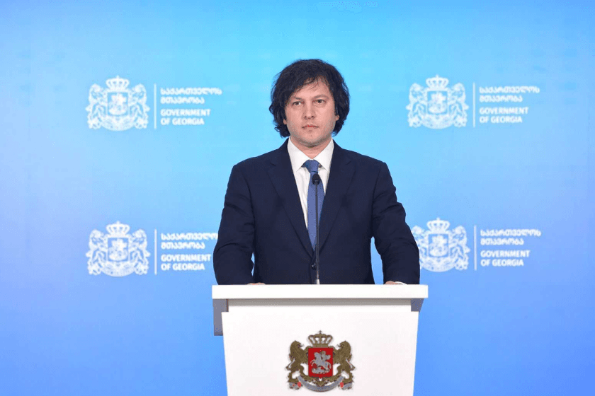 პრემიერი: სააკაშვილი არის ისეთი მოვლენა, რაზეც პოლიტიკოსები არ უნდა აკეთებდნენ შეფასებებს, სხვა დარგის სპეციალისტები უნდა აკეთებდნენ ასეთ მოვლენებზე შეფასებებს. ეს ადამიანი აბსოლუტურად აცდენილია უკვე ყველაფერს, რაც დაკავშირებულია საღ აზრთან, ასე იყო ის, როდესაც იყო პრეზიდენტი, როდესაც გადავიდა ოპოზიციაში და დღეს მისი მდგომარეობა კიდევ უფრო მძიმეა