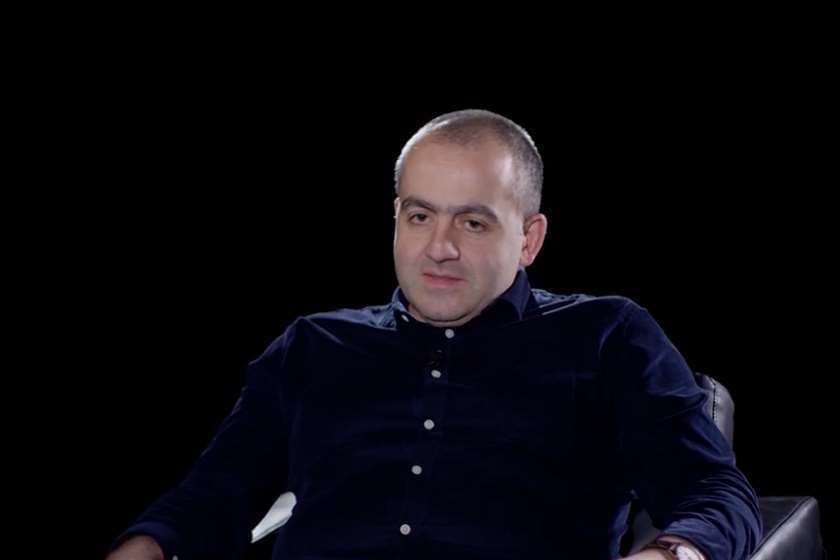 გიორგი გამსახურდია: კიდევ ერთხელ გავიაზროთ, ვის ხელში იყო ქვეყანა და რას გადავრჩით. მიშას ბევრი მომხრე ვიცი, რომლებიც ახლა სათოფეზე არ ეკარებიან და სრულად მეთანხმებიან, უბრალოდ, „უტყდებათ” რომ ხმამაღლა თქვან, რაც იყო რეალობა