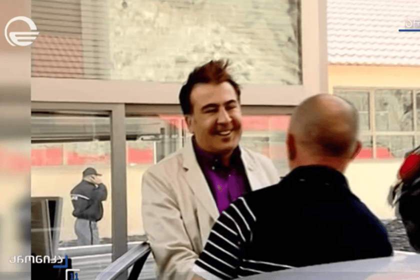 2008 წლის აგვისტოს ომის შემდეგ, მედია არქივი „ნაციონალური მოძრაობის“ ხელისუფლების ლიდერებისა და მათი მხარდამჭერების განცხადებებს ინახავს - ფაქტები კარგად ასახავს იმ განსხვავებულ მიდგომას, რომელზეც პრემიერი წერს
