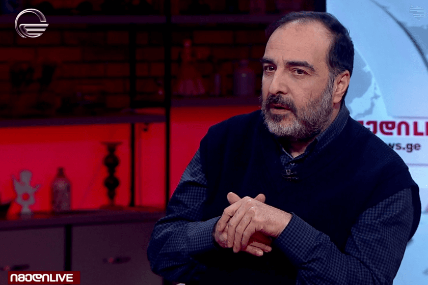 ზაზა შათირიშვილი: „დიფ სთეითის“ მთავარი მიზანი მსოფლიოში კორპორაციული მმართველობის დამკვიდრებაა, რისთვისაც, ტრადიციული სახელმწიფოების დასუსტება და საზოგადოების კრიზისულ მდგომარეობაში ჩაყენებაა აუცილებელი. ომი ამ მიზნების მიღწევის ერთ-ერთი ყველაზე ეფექტური ინსტრუმენტია