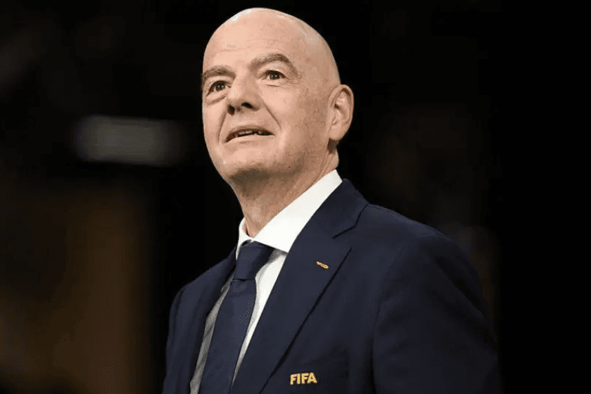 ჯანი ინფანტინო FIFA-ს პრეზიდენტად დარჩება. მან მსოფლიო ჩემპიონატის წილის კერძო ინვესტორებისთვის მიყიდვის გეგმის გამო ბოდიში მოიხადა