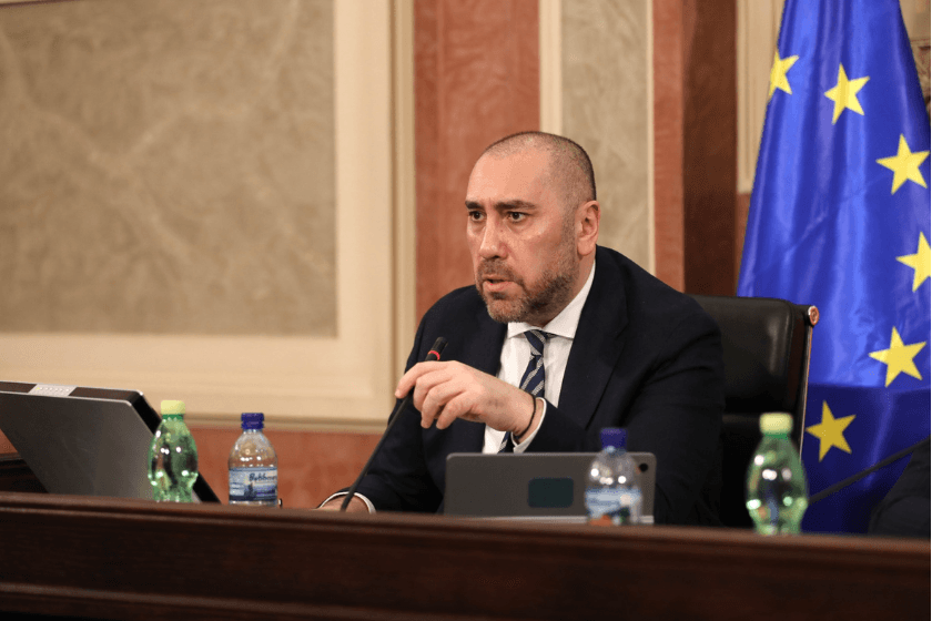 ზურაბ აბაშიძე: რუსთაველის გამზირის განახლება ნიშნავს ისტორიული მემკვიდრეობის შენარჩუნებას, თანამედროვე ურბანული გარემოს შექმნას და მნიშვნელოვან ინვესტიციას თბილისის მომავალში